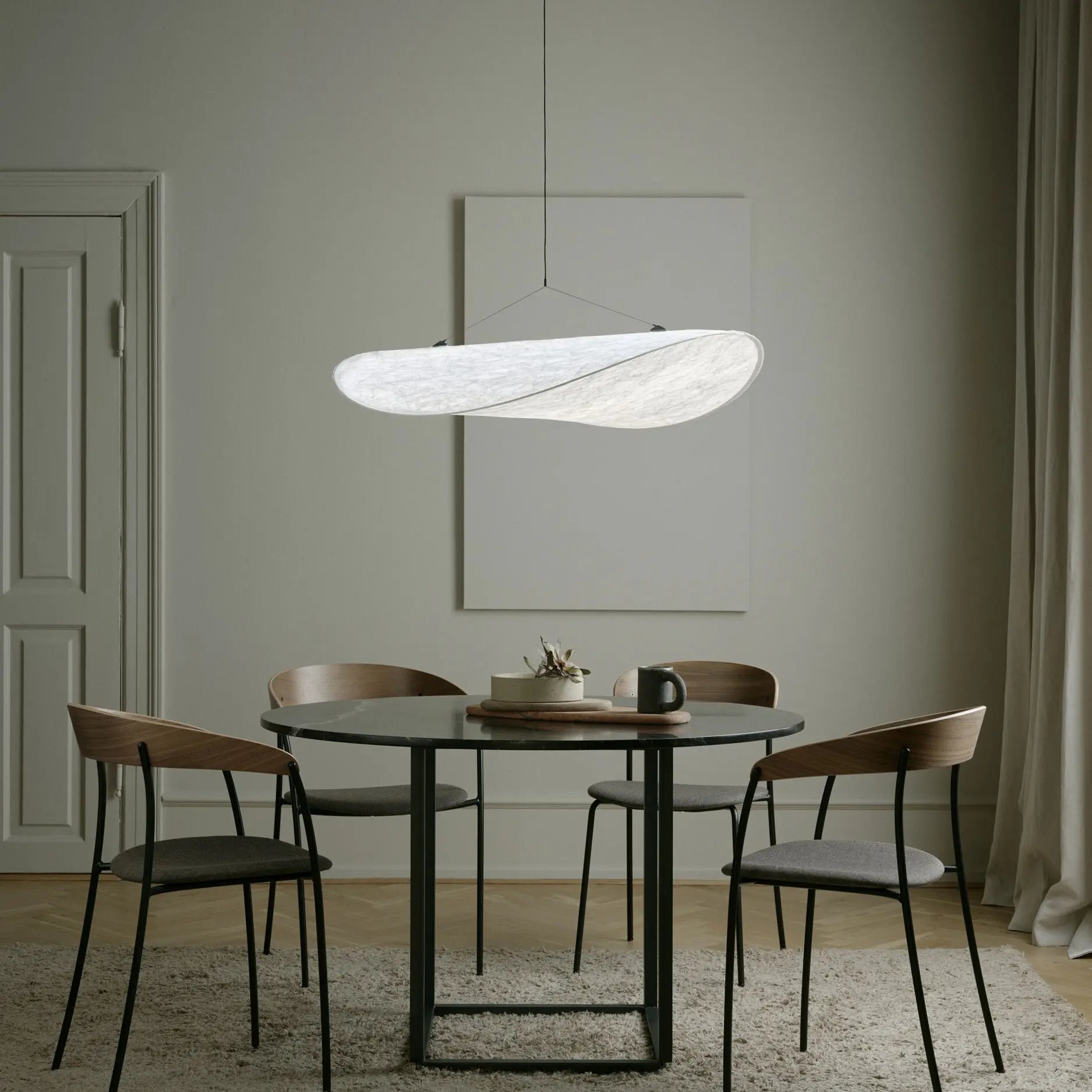 Solis | Suspension Design Nuage en Soie LED avec Hauteur Ajustable